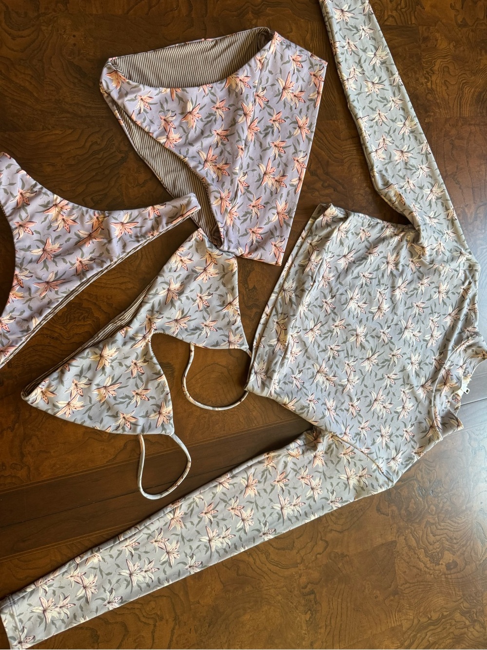 ACACIA LILY ๐ swimwear Lavender Floral and Tan Four piece set. - Picture 12 of 15